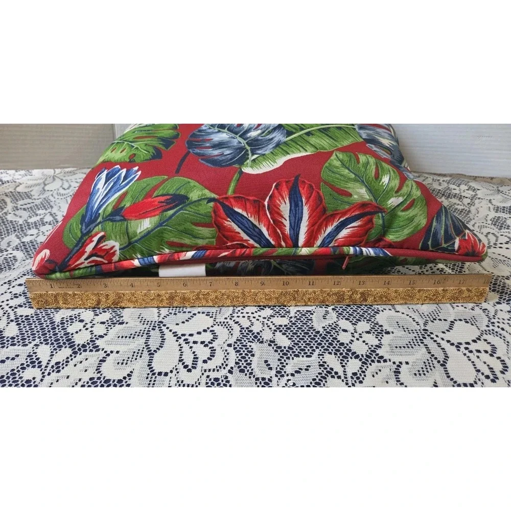 2 Outdoor Throw Pillows Tropical Theme 18